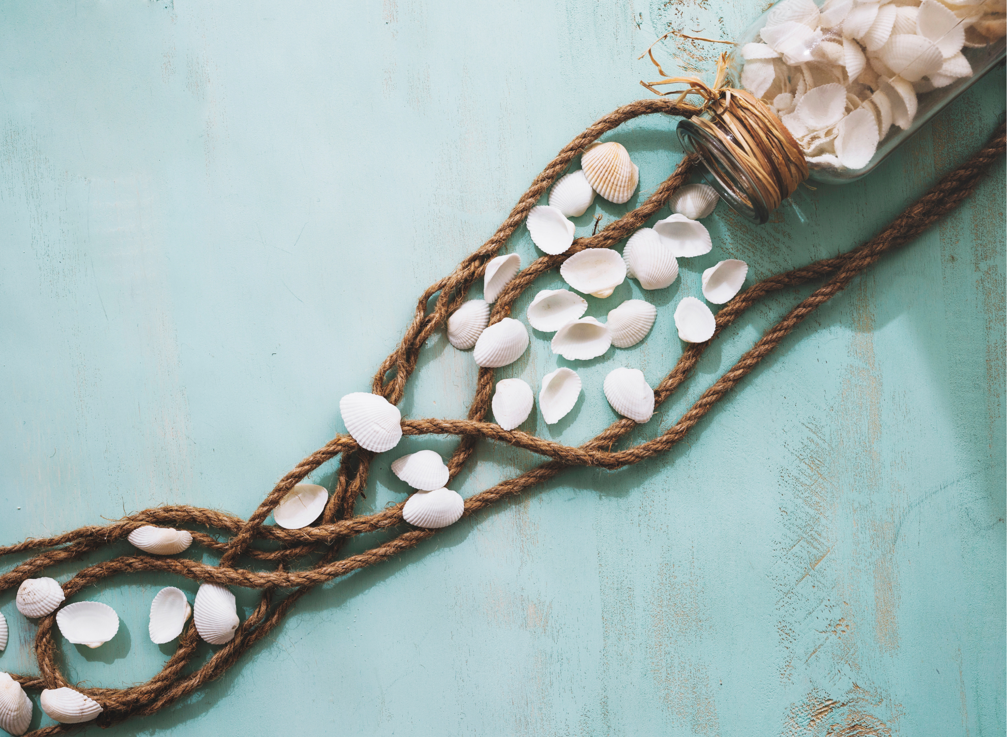Stile Eco-Chic e packaging creativo: le infinite applicazioni dello spago naturale nel bijoux